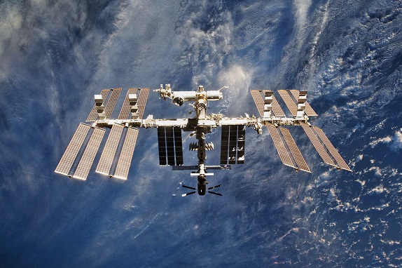 The ISS orbit will be raised by almost 900 meters